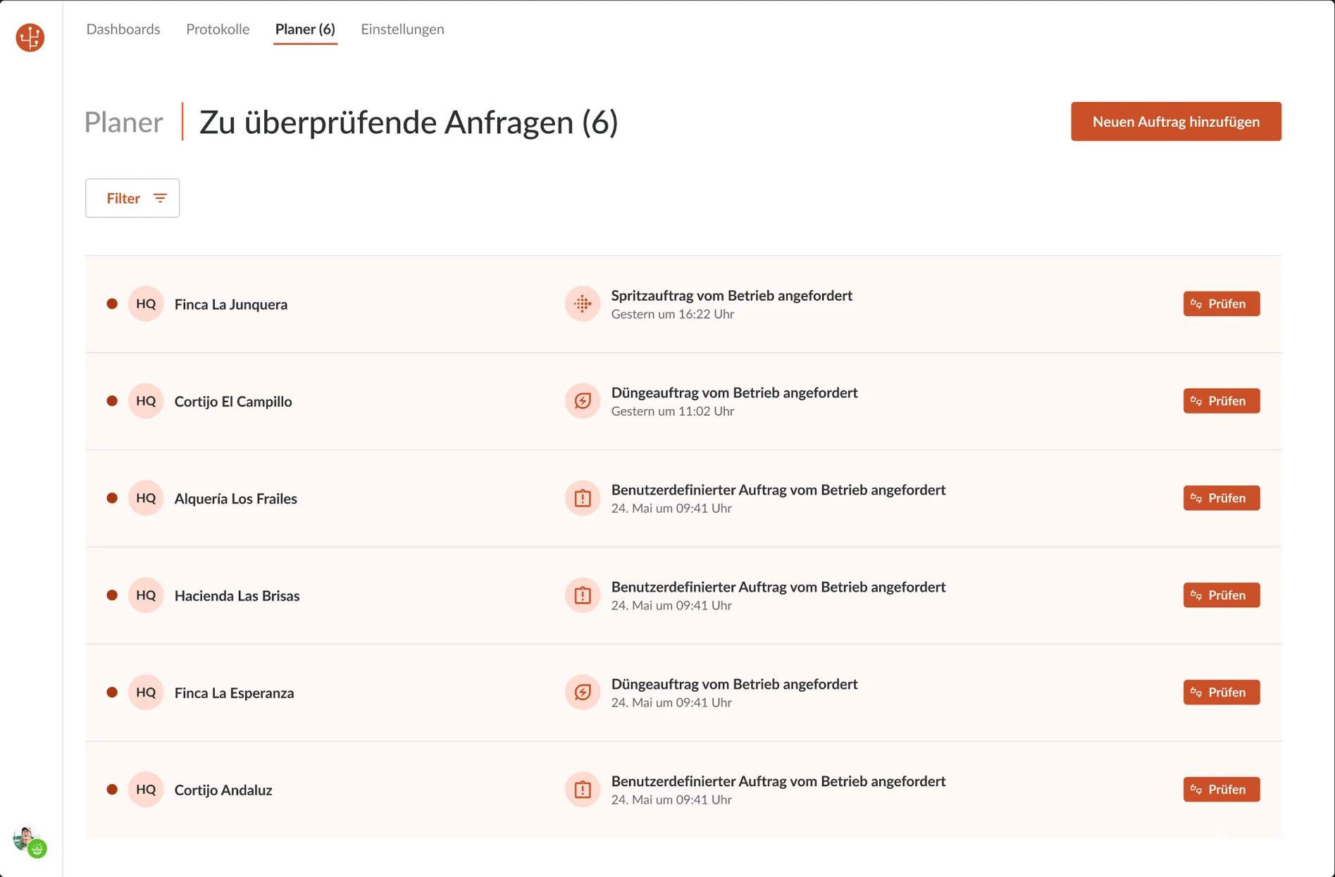 Planer mit Anfragen der Betriebe
