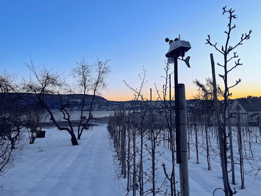 DAVIS Weather Station for Climatological Studies