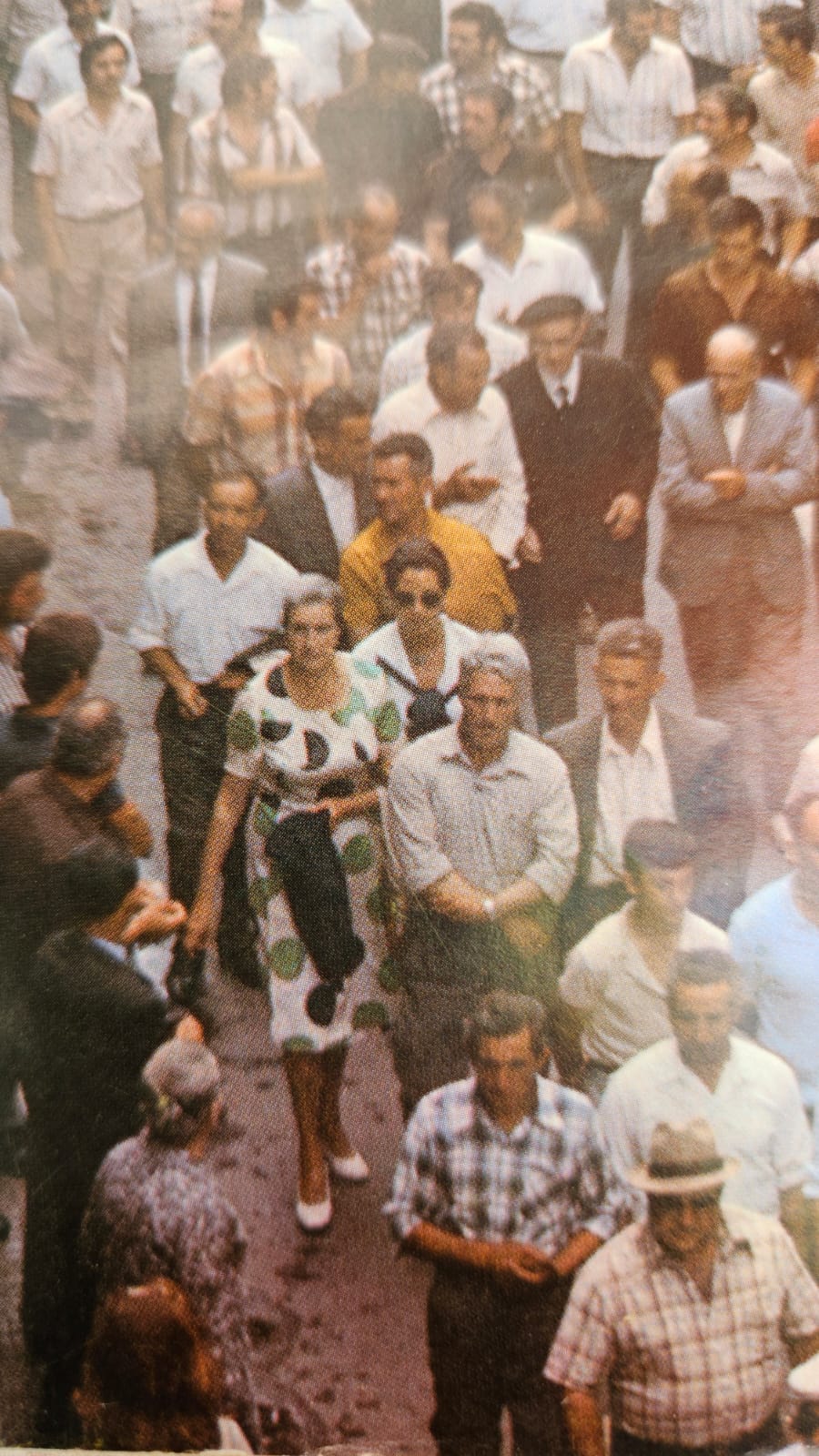 palencia demo woman DyMNP4wk